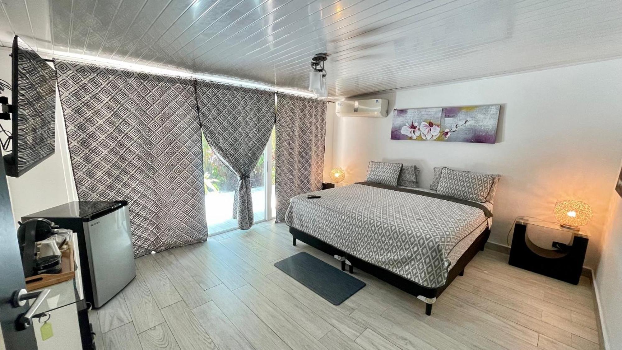 La Romantica Bed and Breakfast Contadora Island Esterno foto